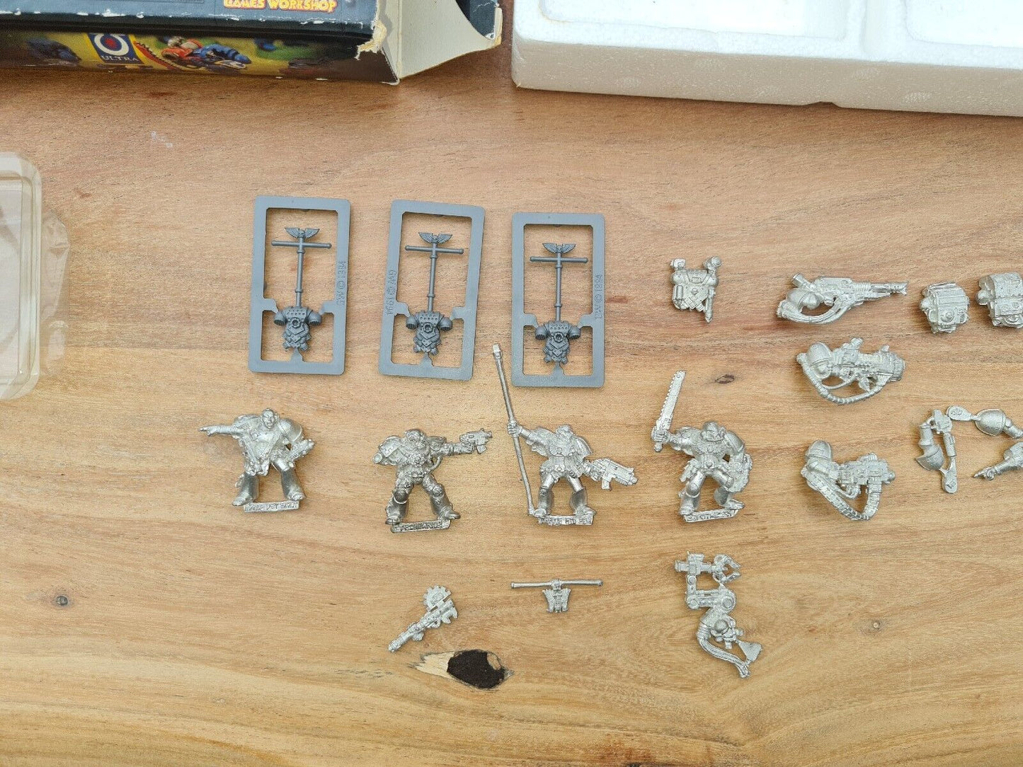 Warhammer 40k Space Marine Character Set + Devastator Upgrades Metal