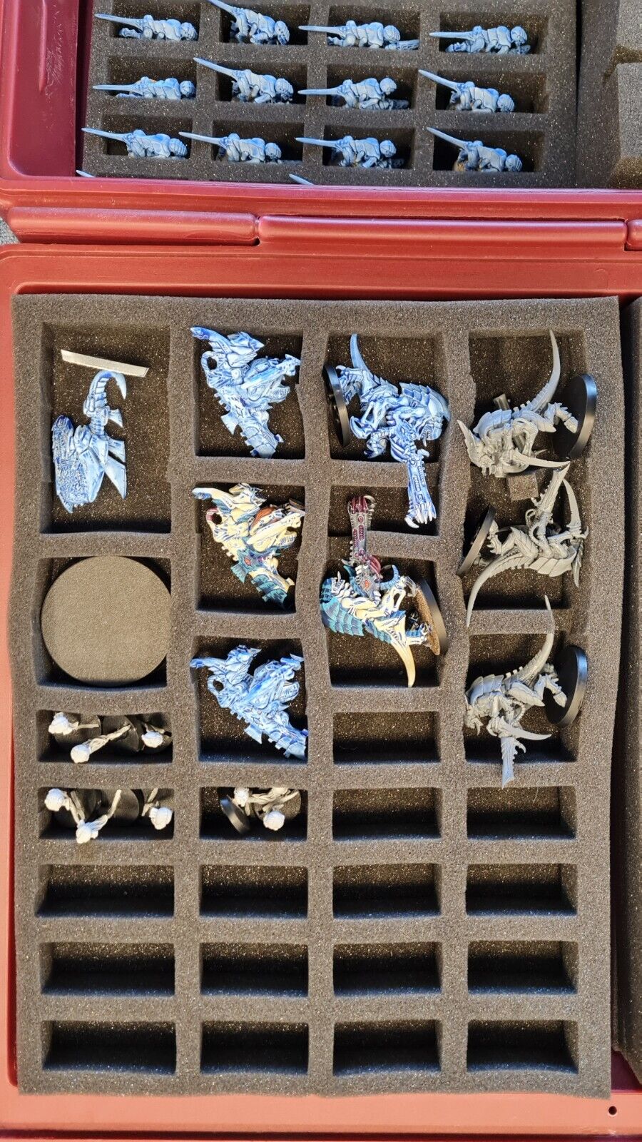 Warhammer 40k Tyranid Army With Case