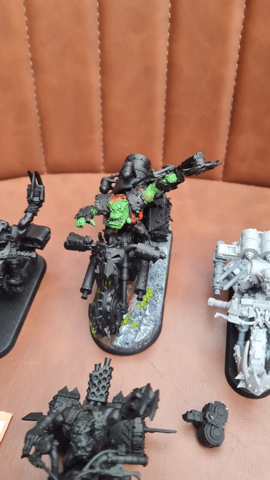 Warhammer 40k Forgeworld Ork Warboss + Nobz On Bikes