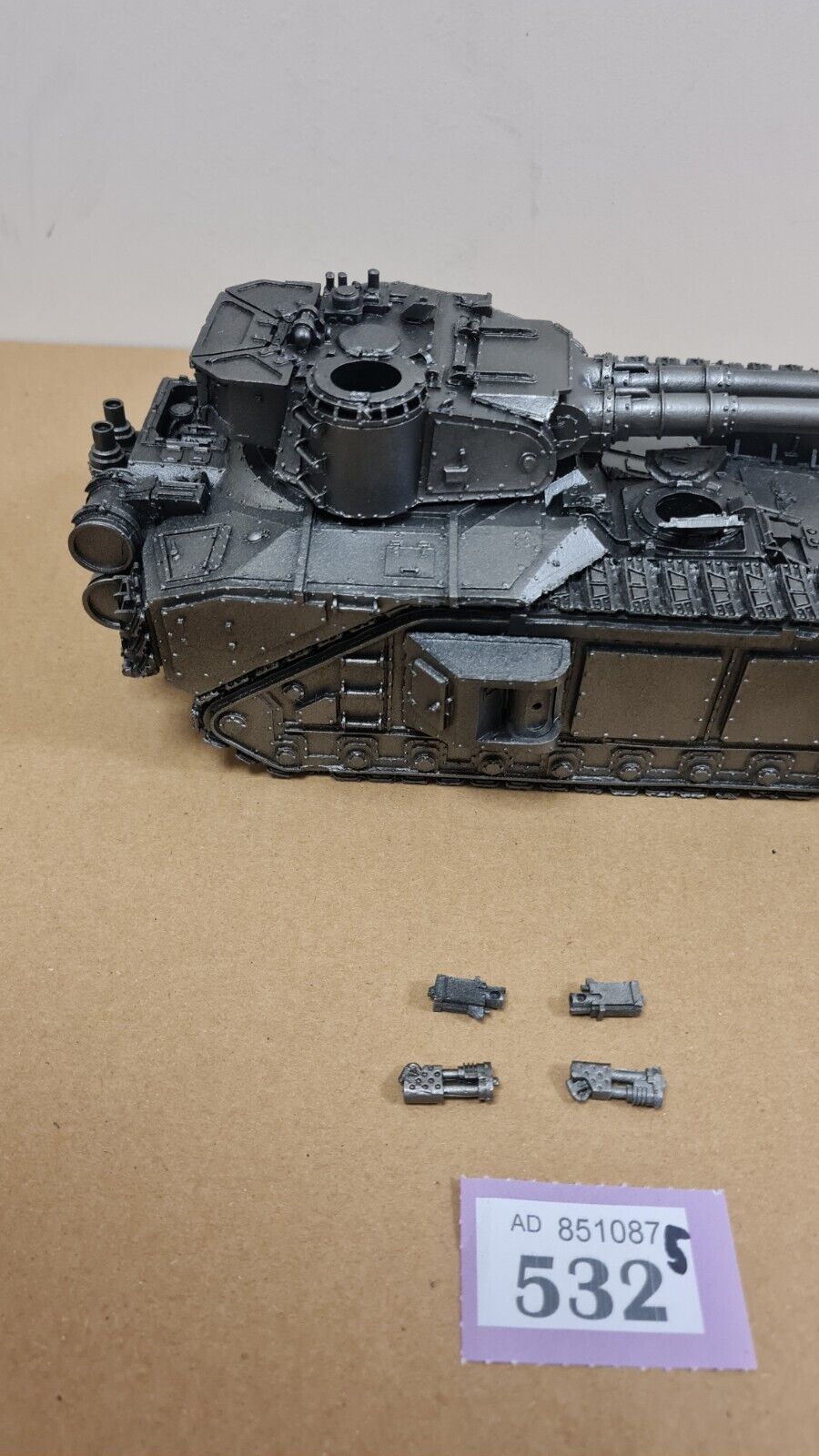 Warhammer Forgeworld Macharius Vanquisher Tank