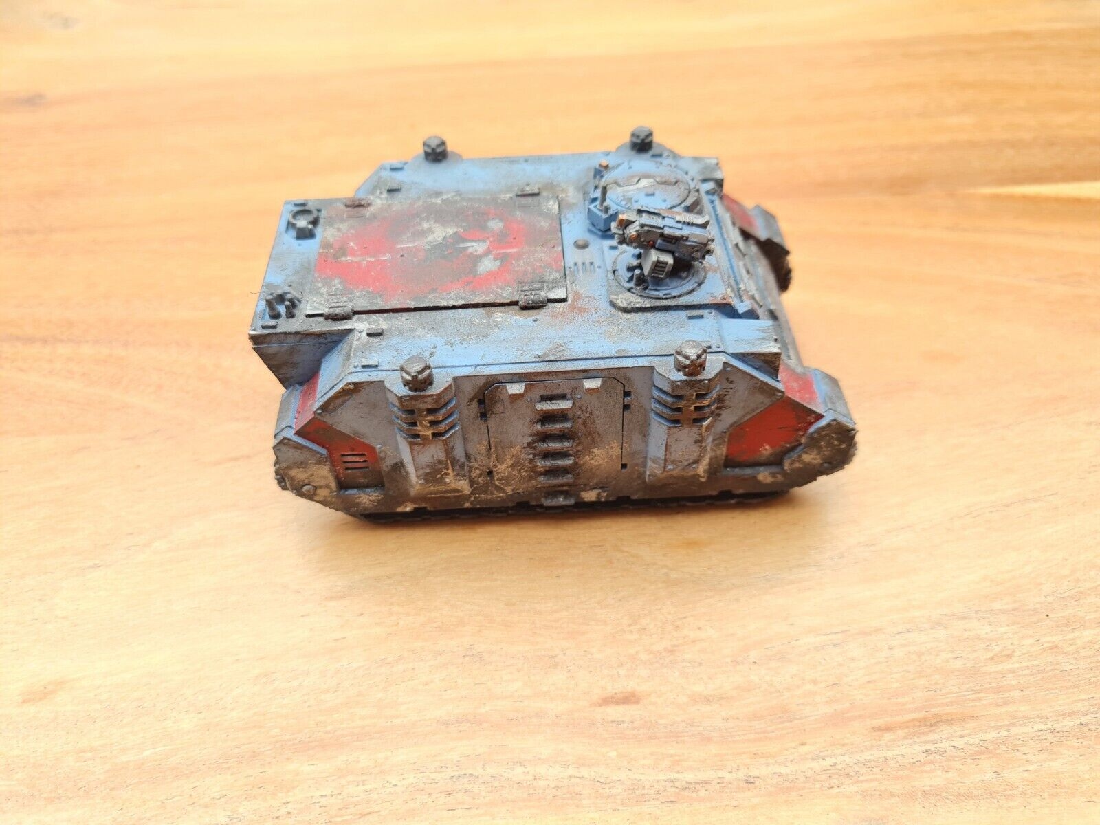 Warhammer 40k Rhino Well Painted