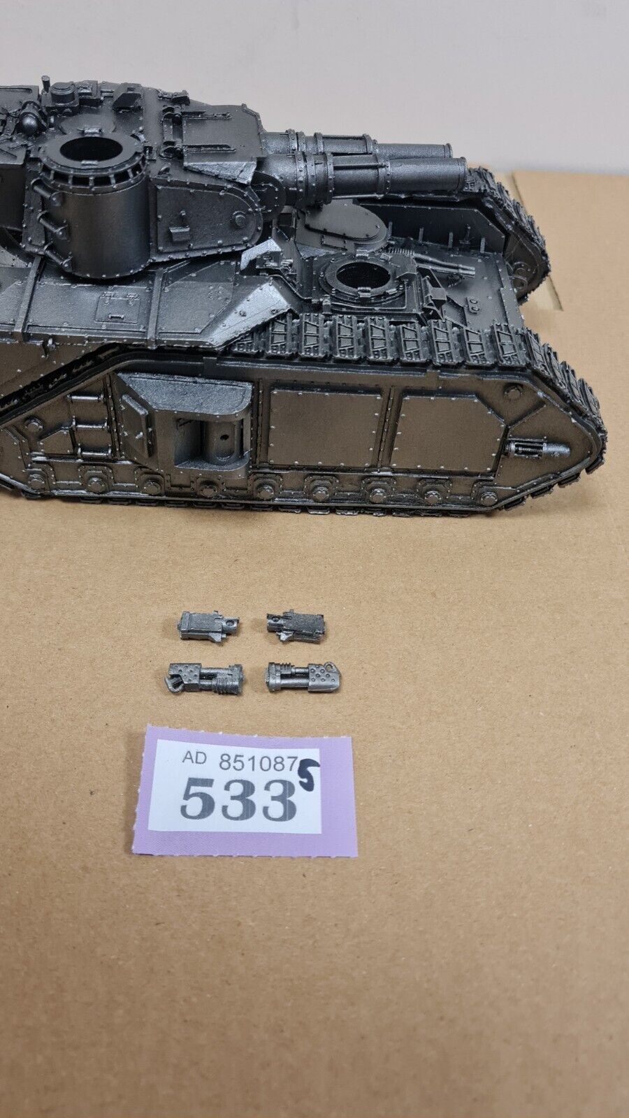 Warhammer Forgeworld Macharius Heavy Tank