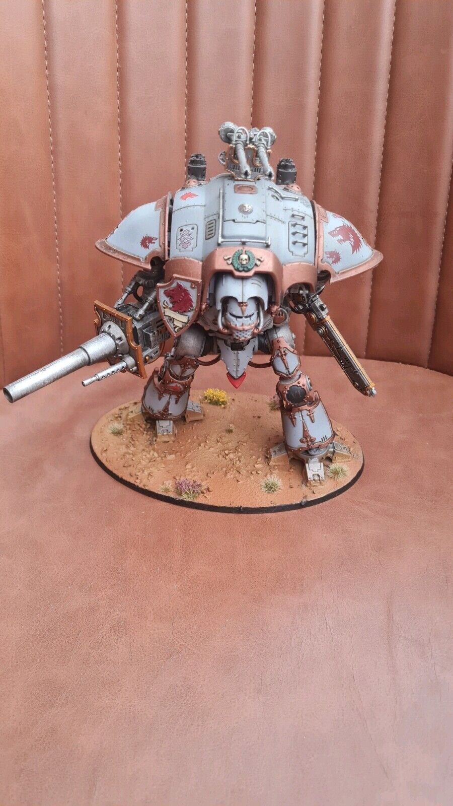 Warhammer 40k Imperial Knight Painted To Tabletop Standard