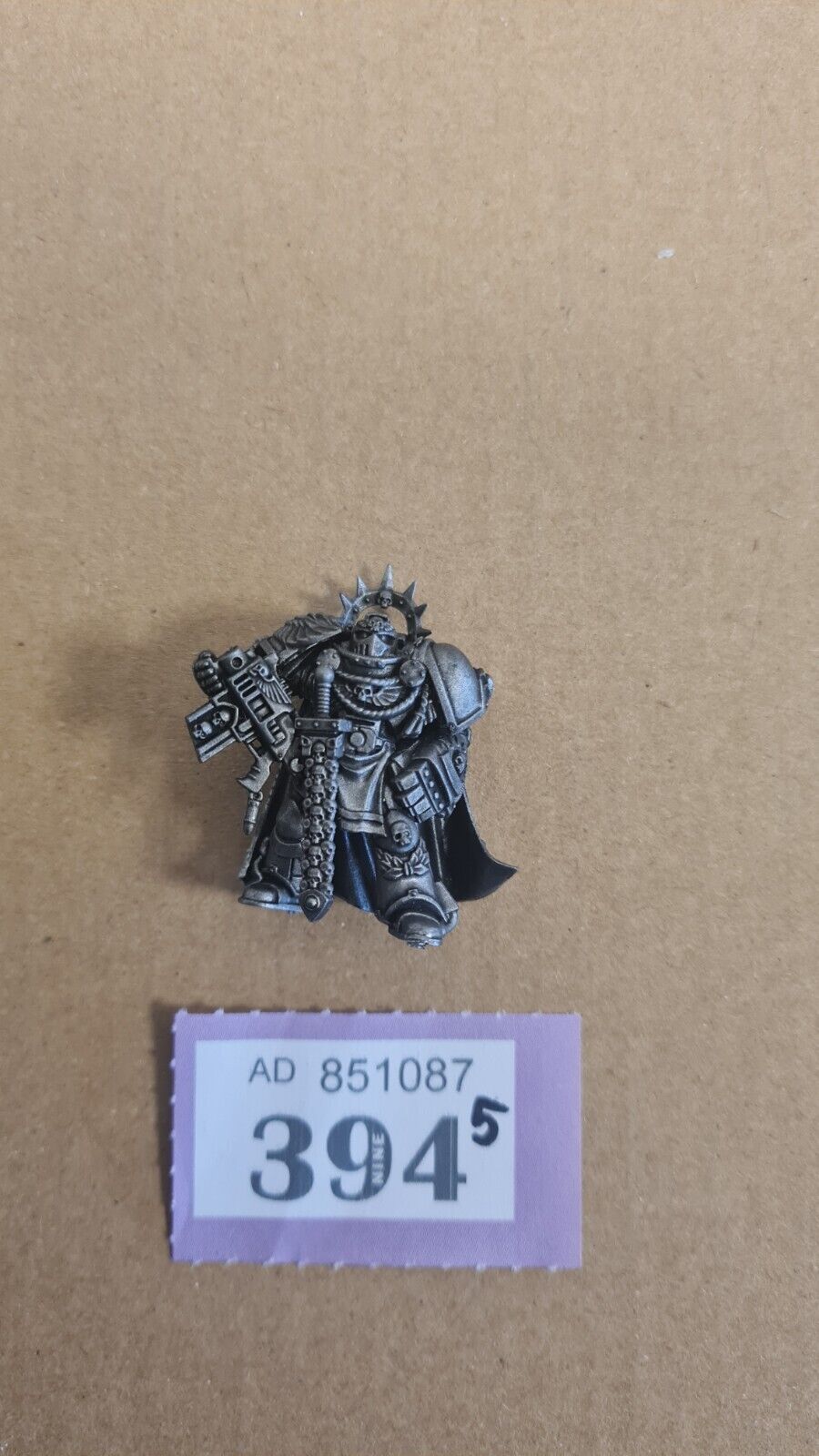 Warhammer 40k Space Marine Web Exlcusive Captain Oop