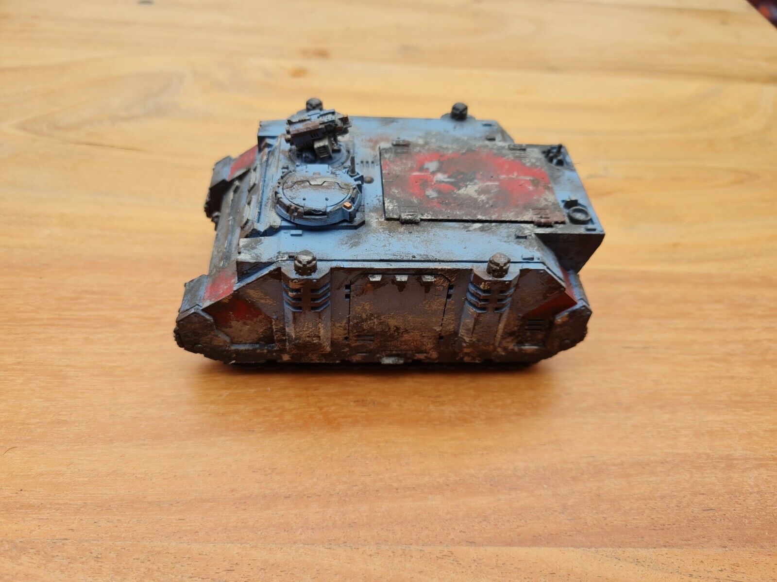 Warhammer 40k Rhino Well Painted