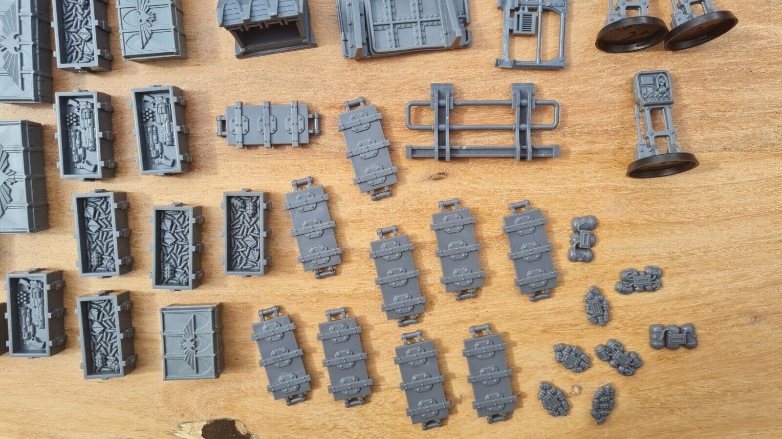 Warhammer 40k Terrain Pieces