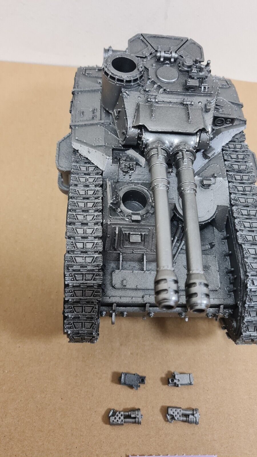 Warhammer Forgeworld Macharius Vanquisher Tank