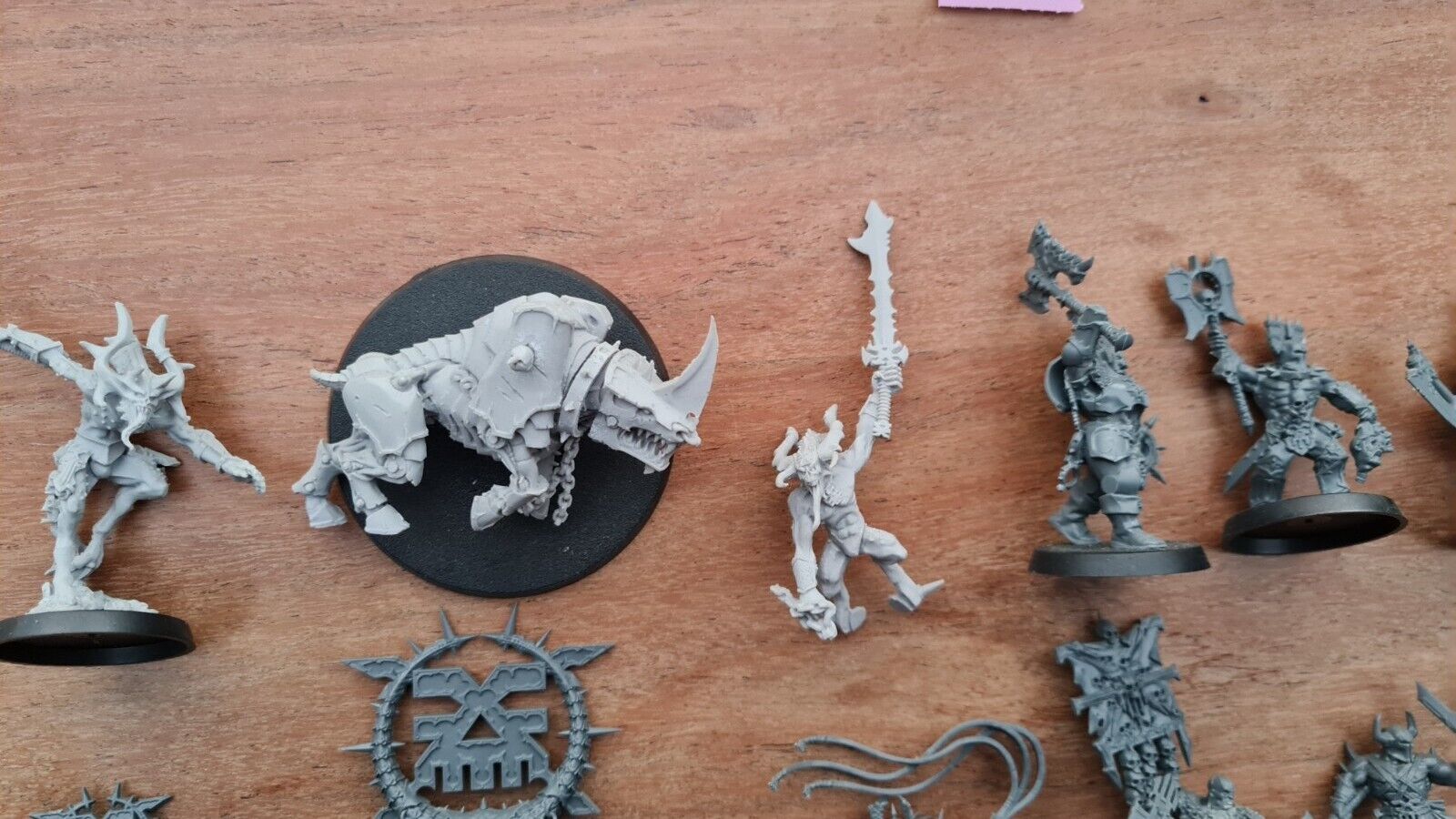 Warhammer Aos Blades Of Khorne Army With Oop Herald.