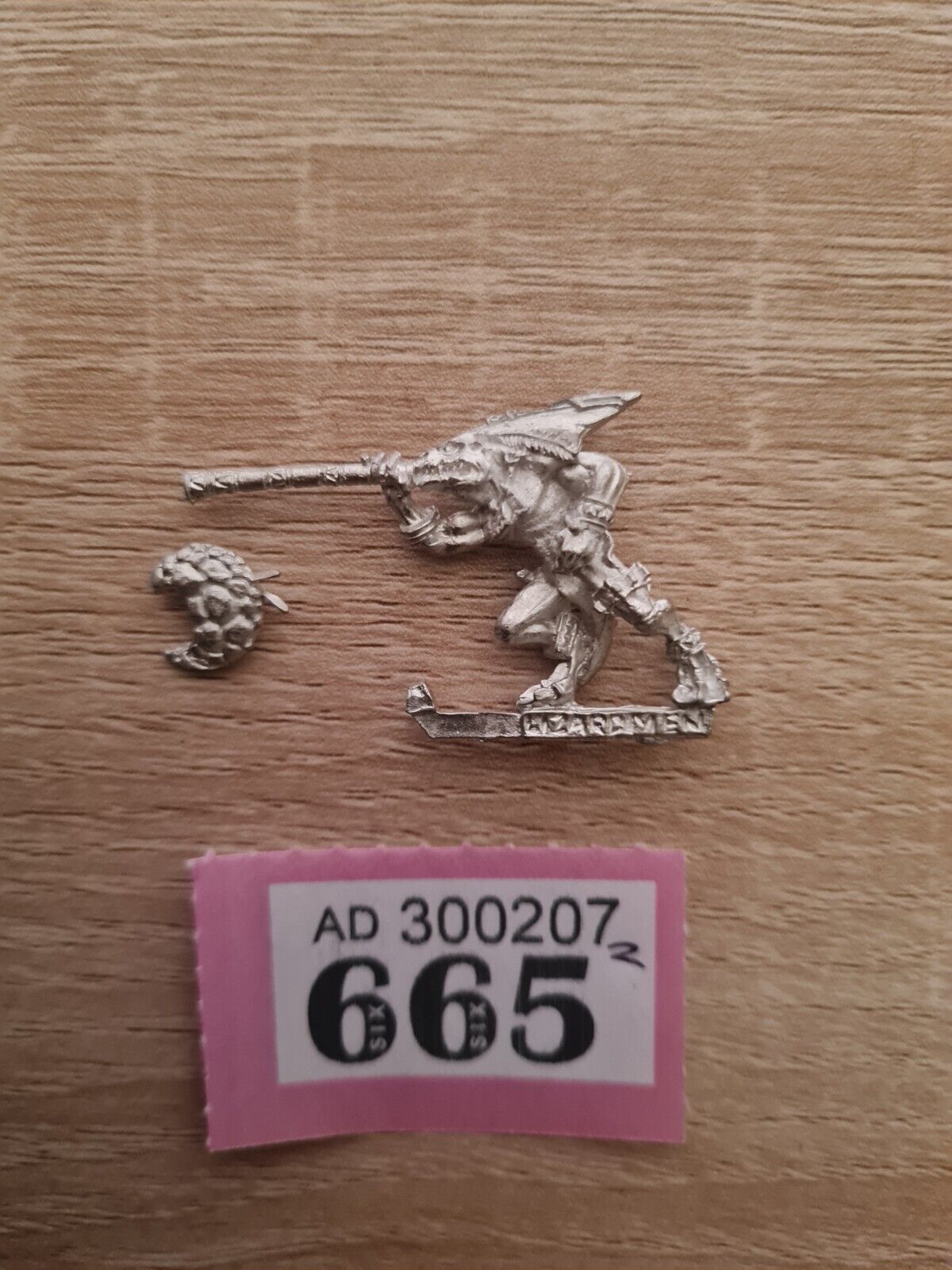 Warhammer Lizadsmen Skink Chief With Blowpipe And Shield Metal Oop