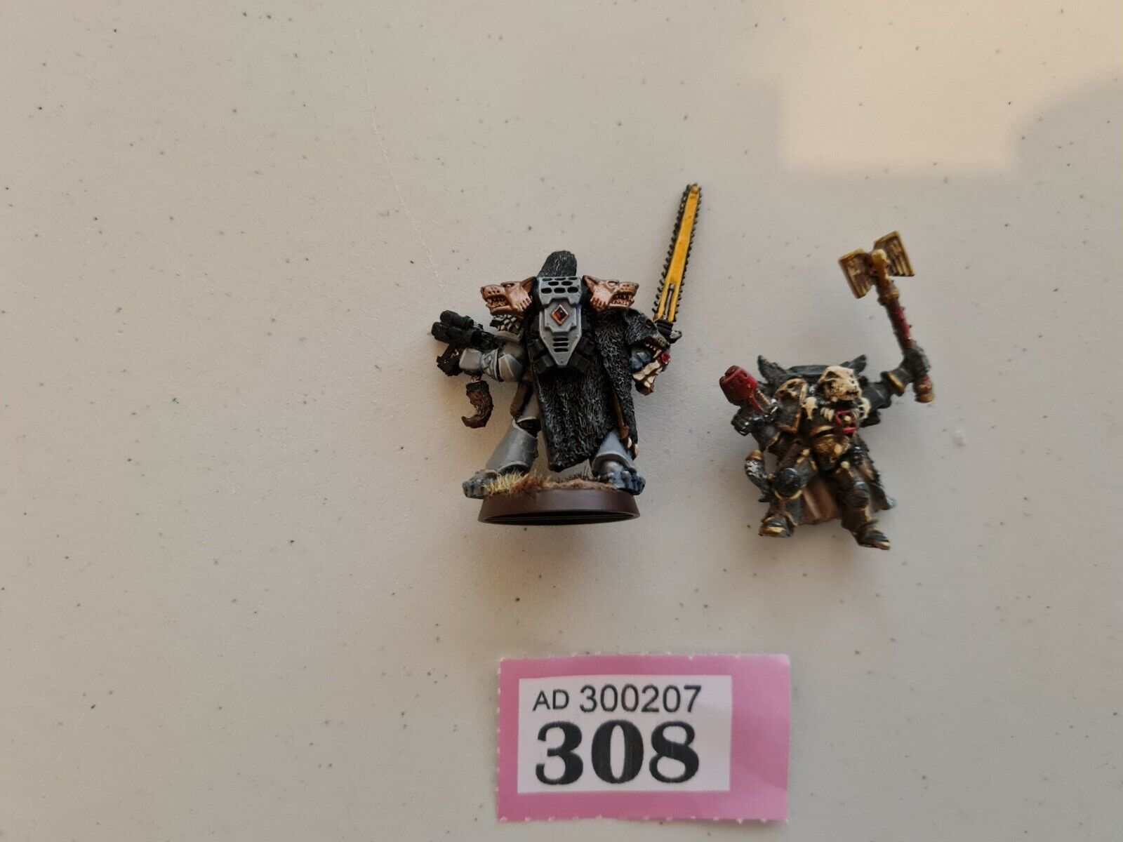 Warhammer 40k Space Wolfs Ragnar Blackmane + Ulrik The Slayer Nicely Painted met