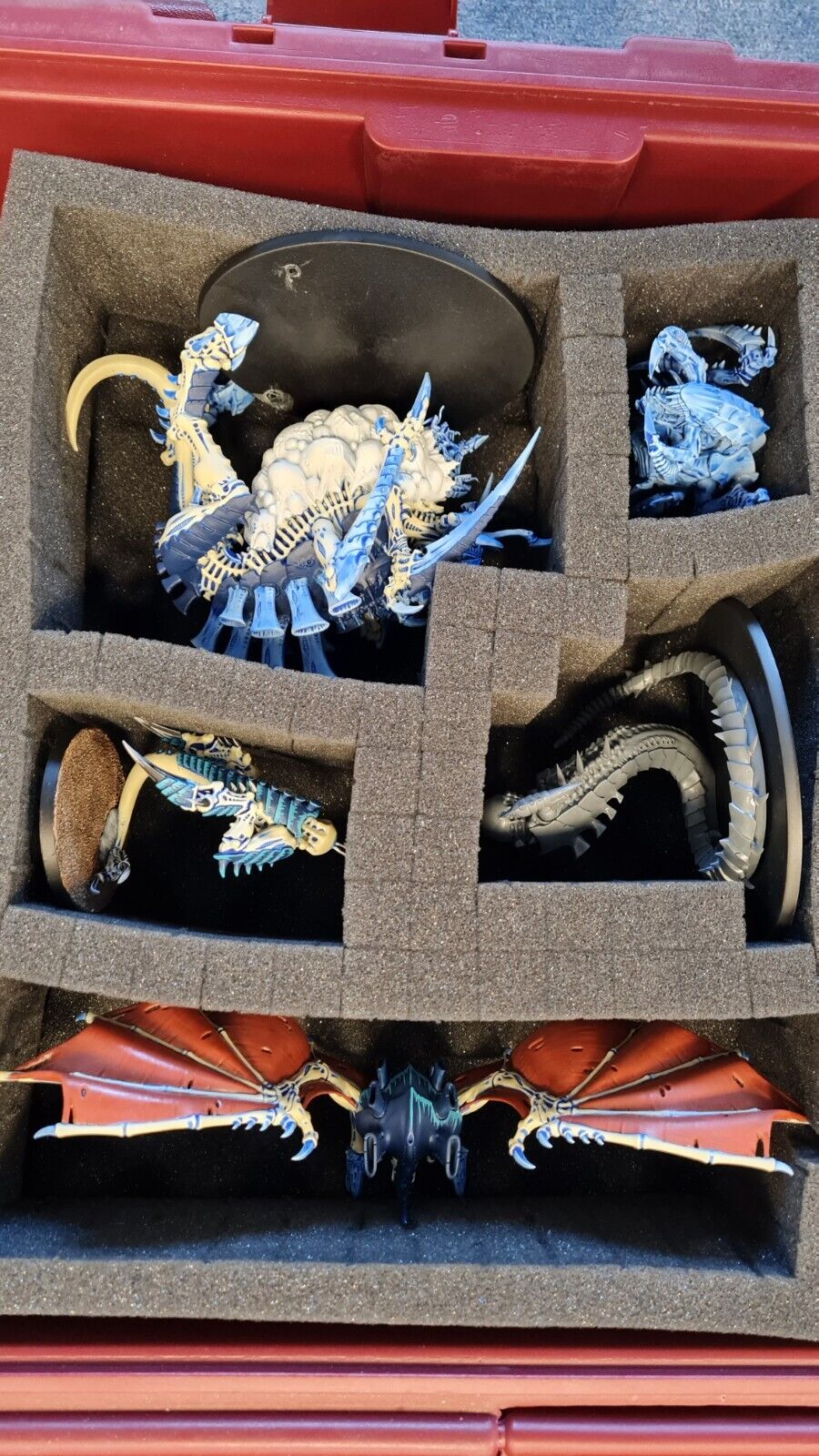 Warhammer 40k Tyranid Army With Case