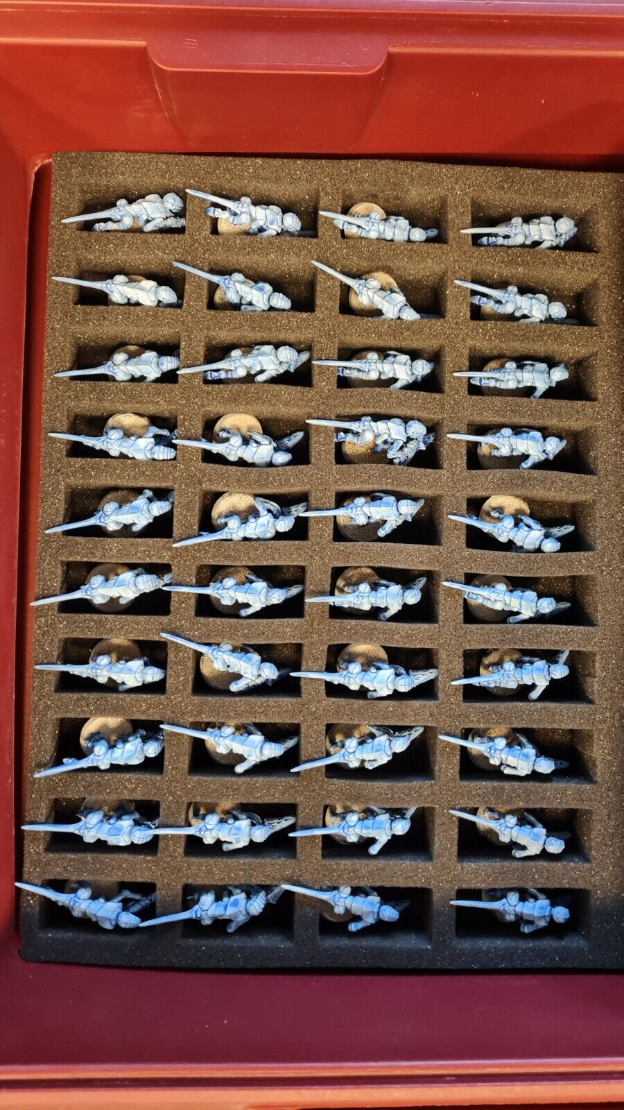 Warhammer 40k Tyranid Army With Case