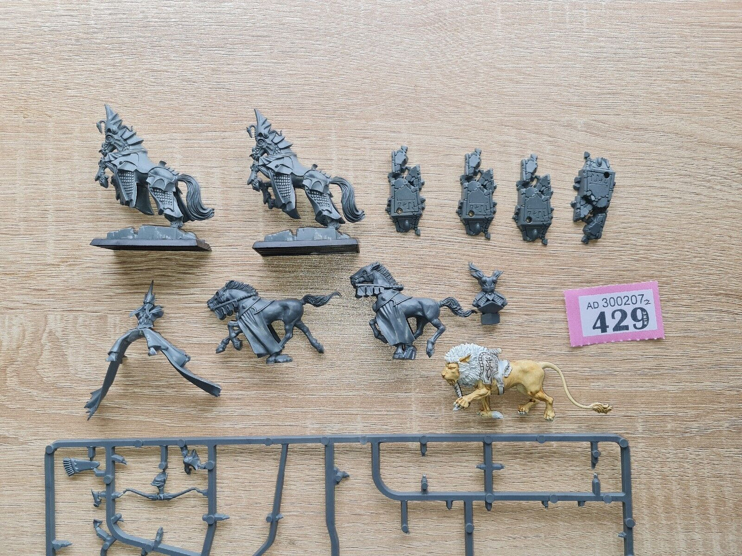 Warhammer High Elf Mounts +1 Rider Oop