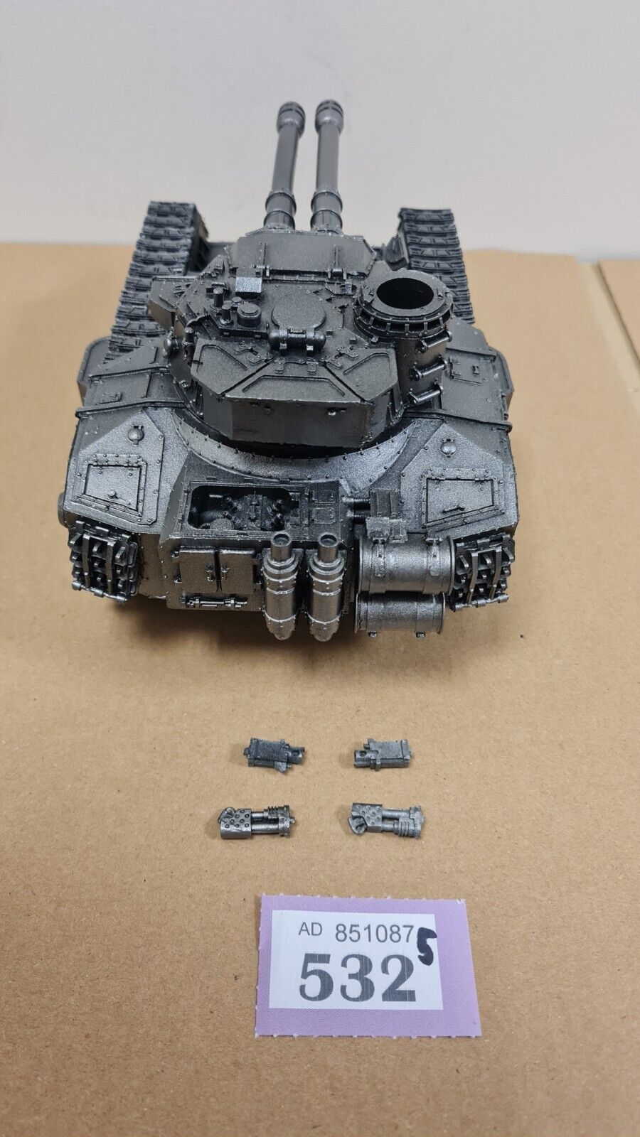 Warhammer Forgeworld Macharius Vanquisher Tank