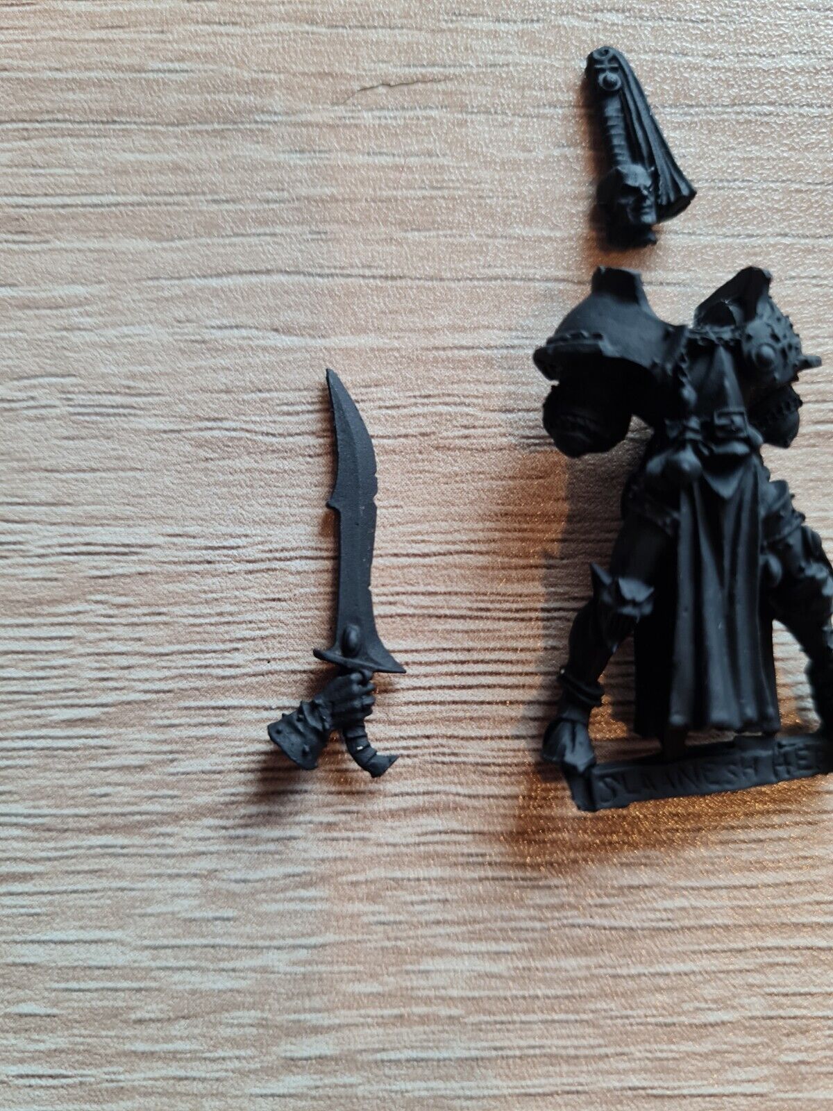 Warhammer Slaanesh Exalted Champion With Sword And Shield