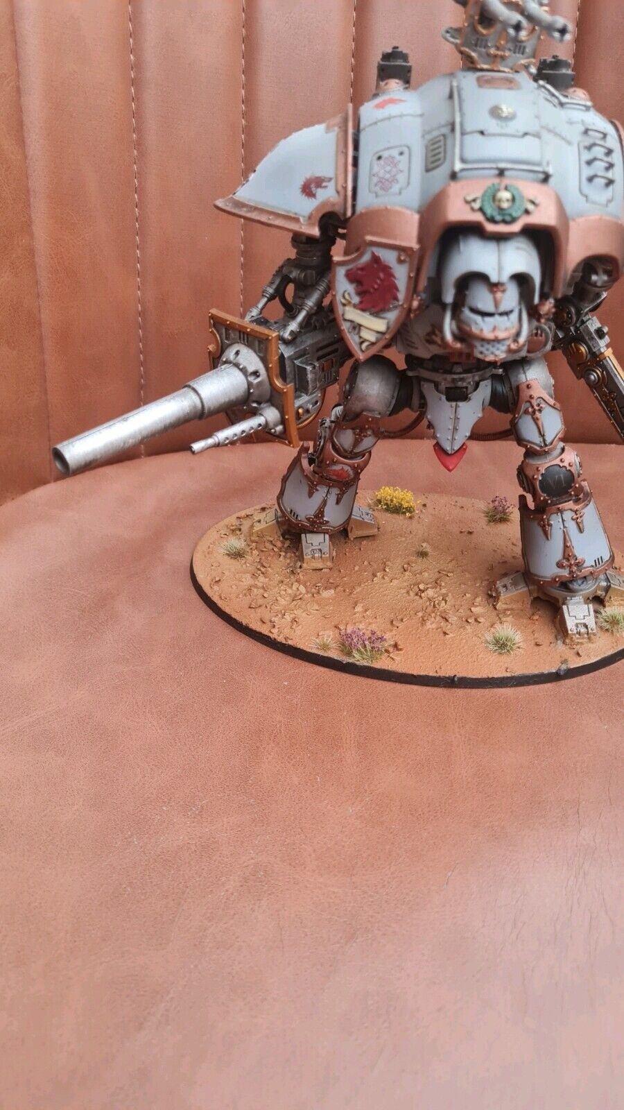 Warhammer 40k Imperial Knight Painted To Tabletop Standard