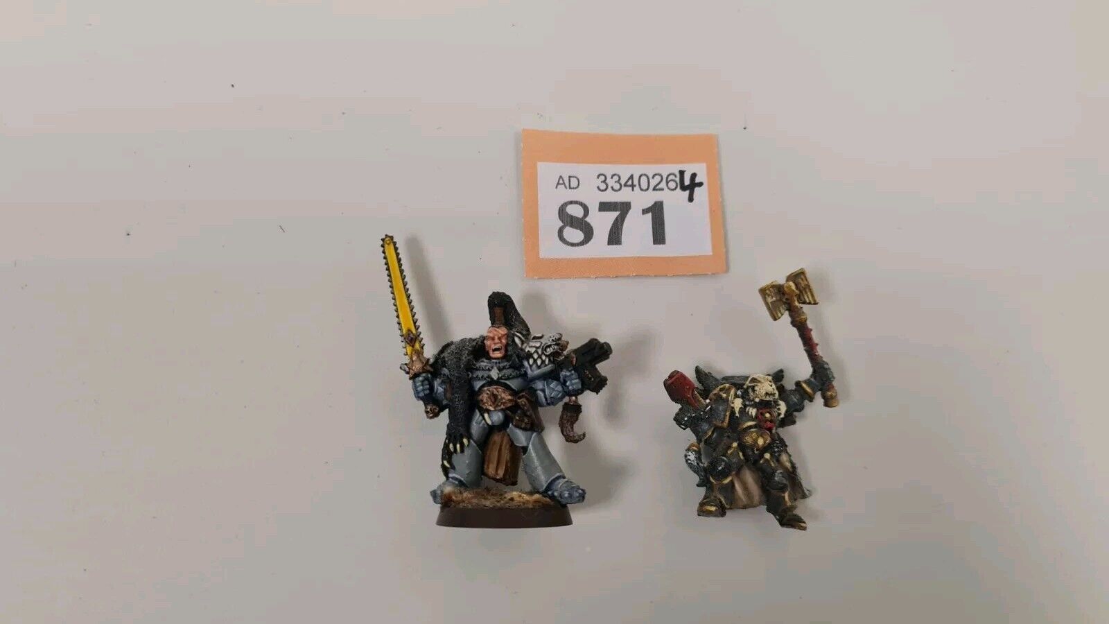 Warhammer 40k Ragnar Blackmane + Chaplain Nicely Painted Metal