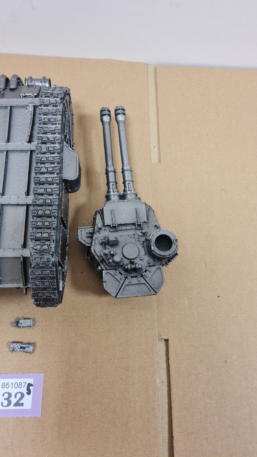 Warhammer Forgeworld Macharius Vanquisher Tank