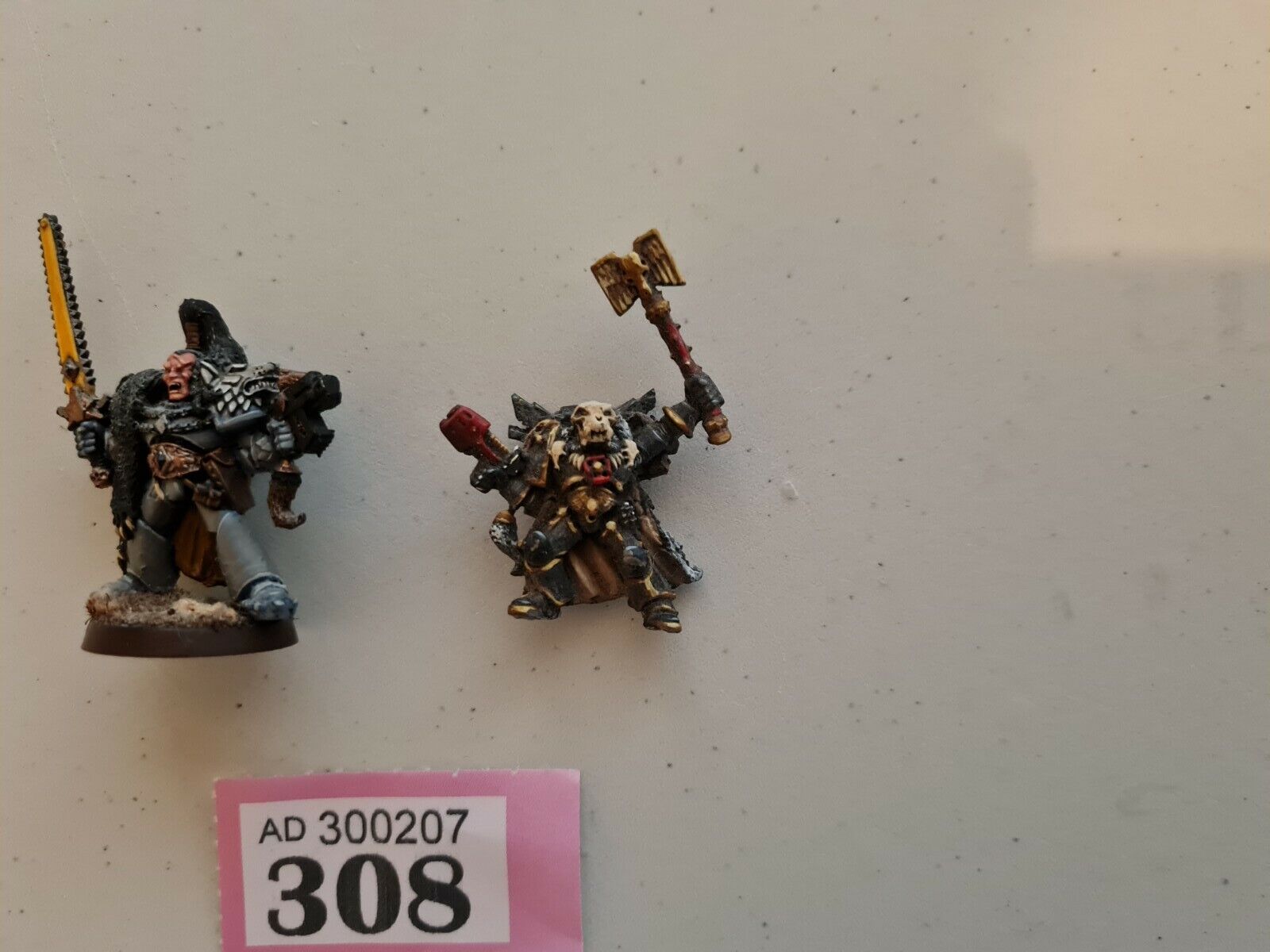 Warhammer 40k Space Wolfs Ragnar Blackmane + Ulrik The Slayer Nicely Painted met