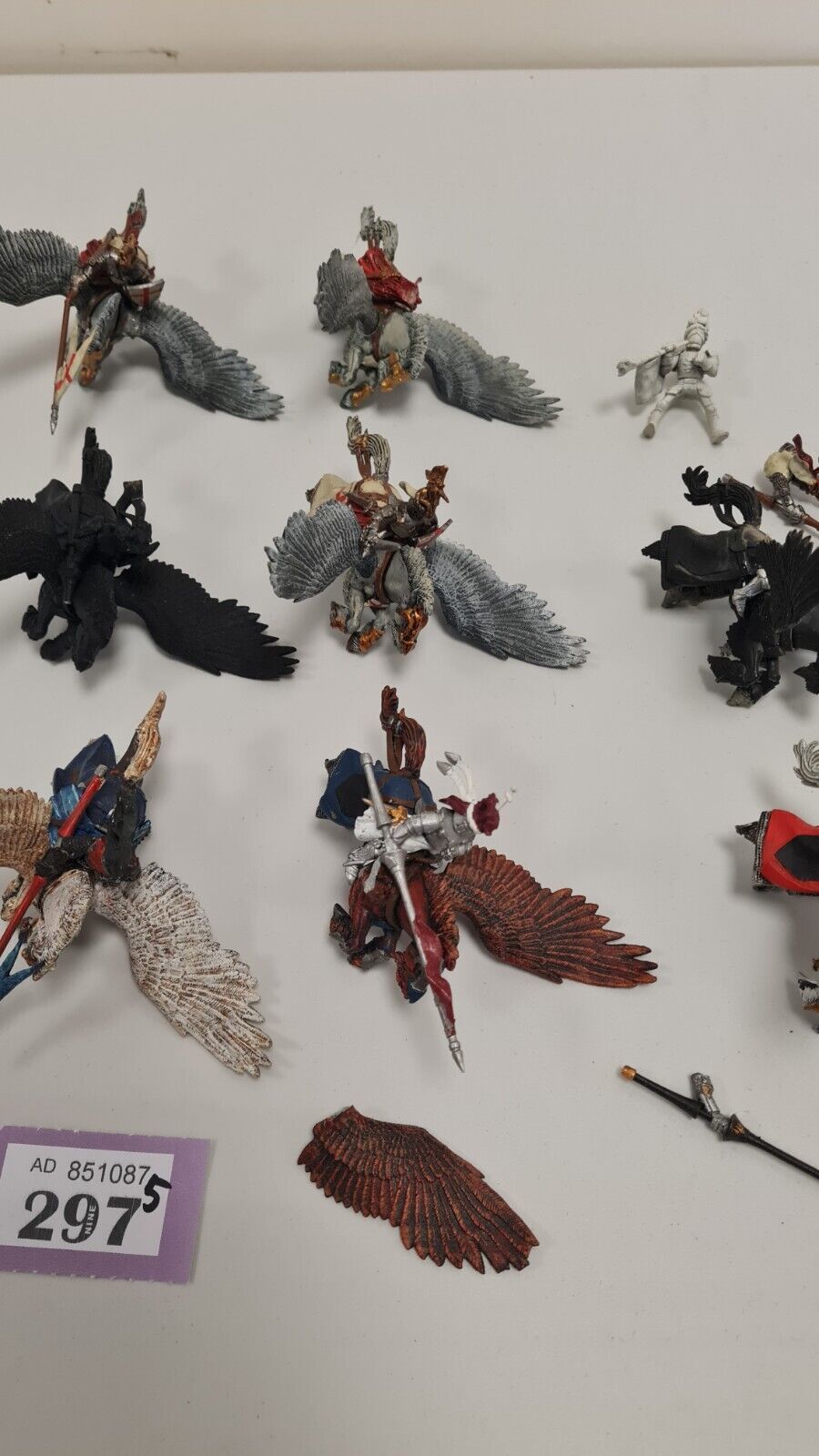 Warhammer The Old World Bretonnian Pegasus Knighrs X 8 Meed A Little Work