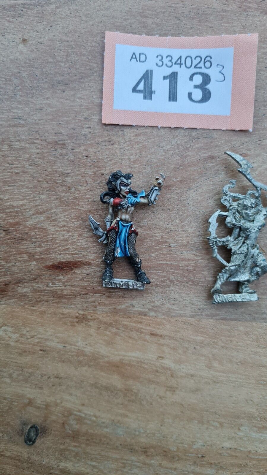 Warhammer Fantasy Witch Elves X 2