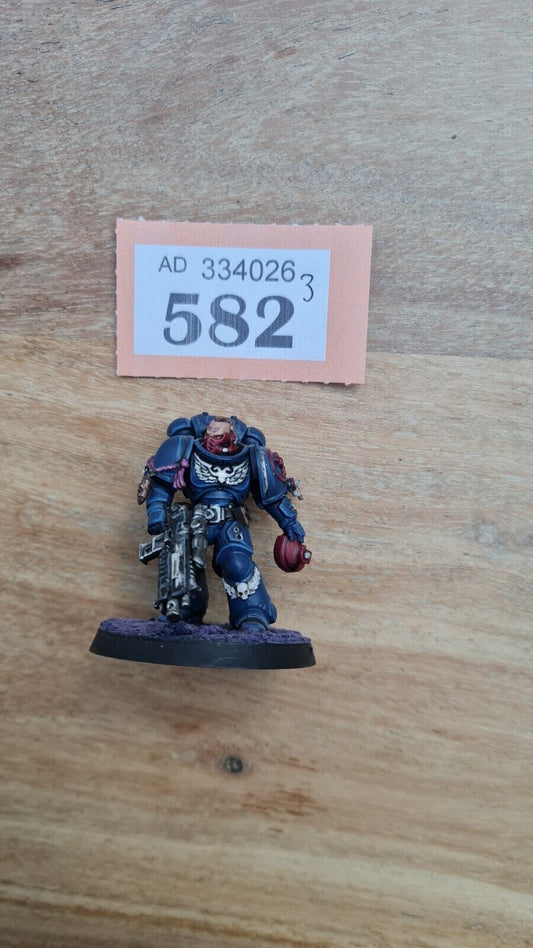 Warhammer 40k Space Marine 500th Store Model