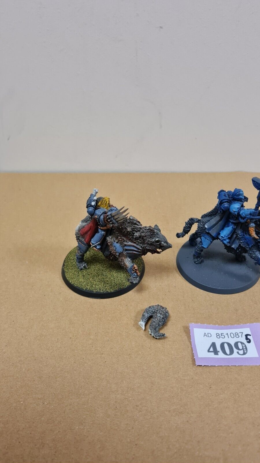 Warhammer 40k Space Marines Space Wolves Canis Wolfborn  + Iron Priest On Wolf