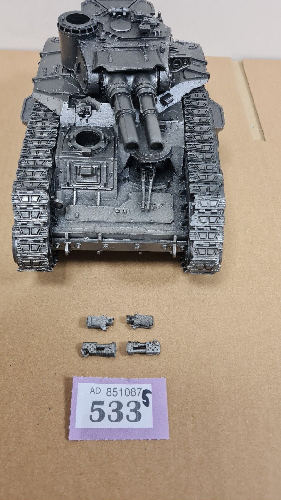 Warhammer Forgeworld Macharius Heavy Tank