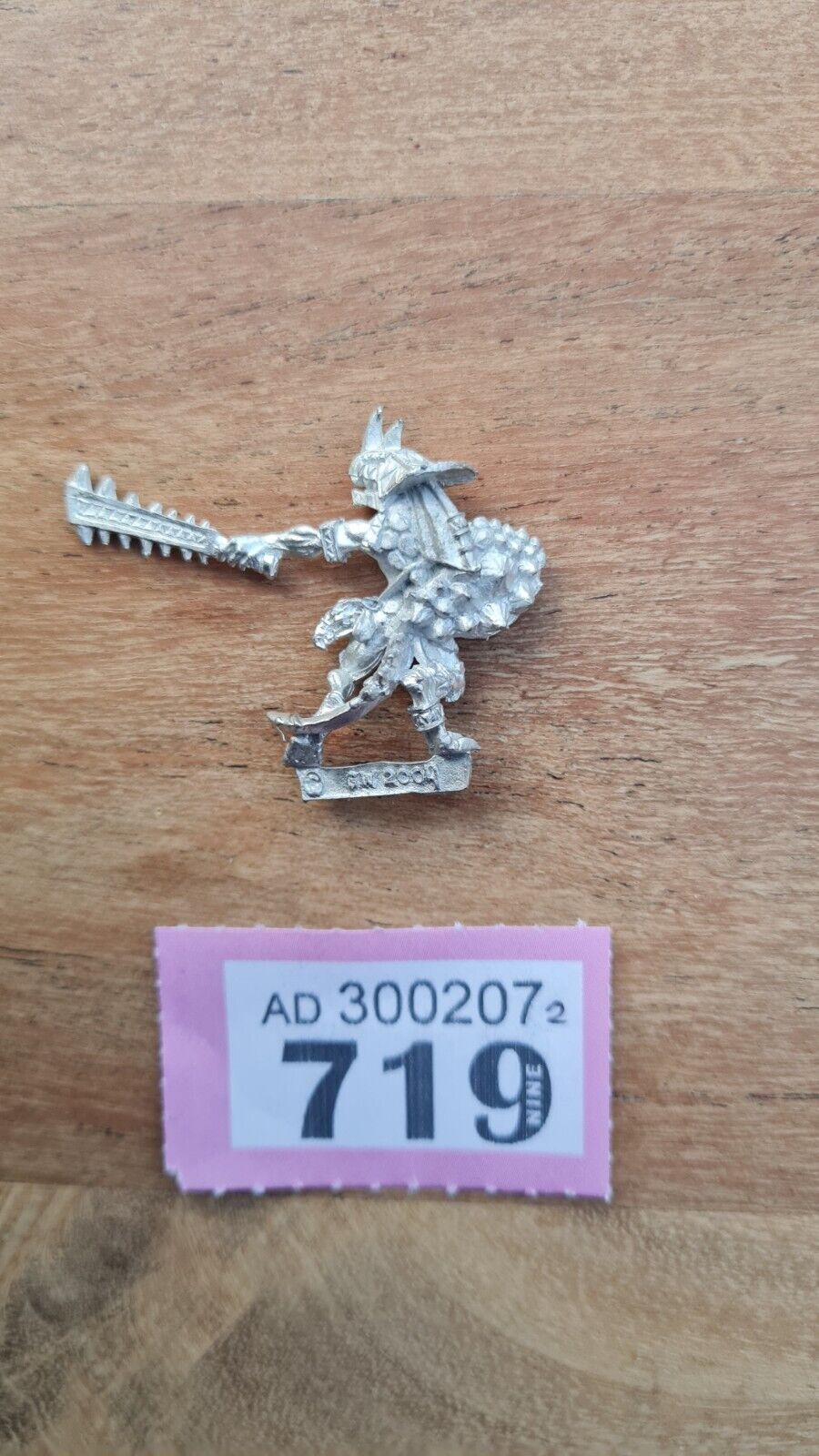 Warhammer Skink Chieftain With Sword And Shield Metal Oop