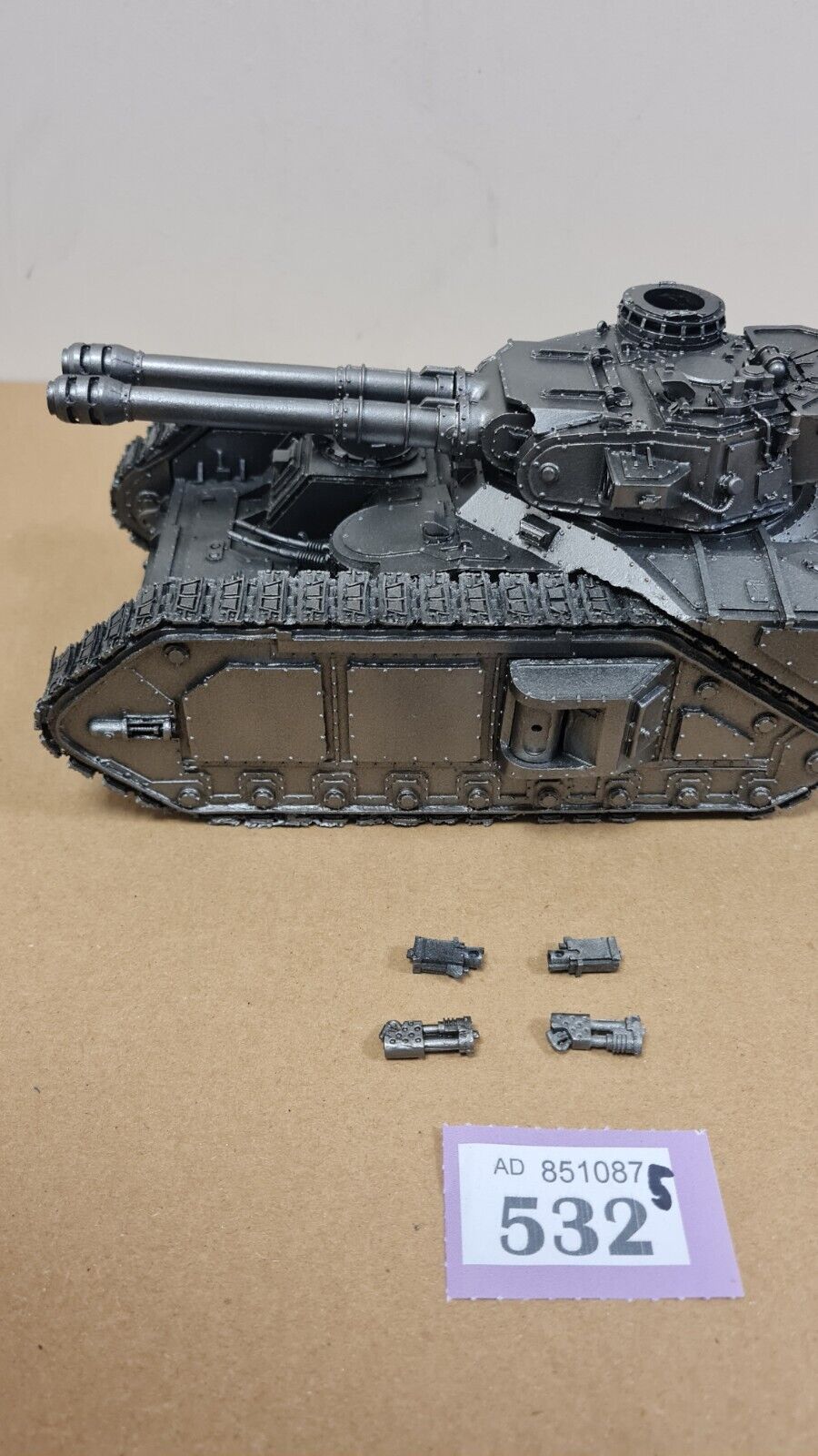 Warhammer Forgeworld Macharius Vanquisher Tank