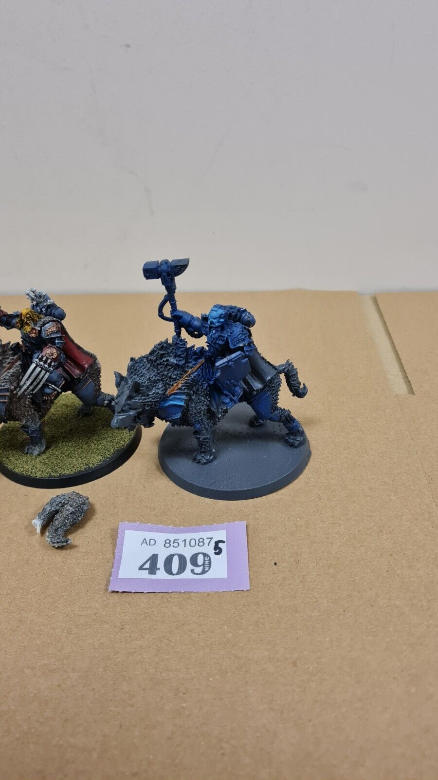 Warhammer 40k Space Marines Space Wolves Canis Wolfborn  + Iron Priest On Wolf