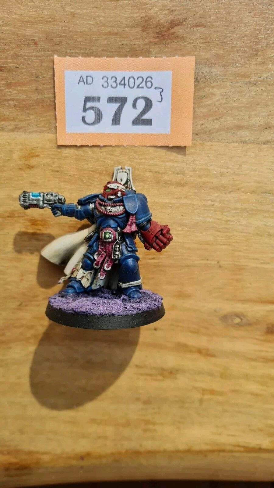 Warhammer 40k Space Marine Primaris Captain With Powerfist