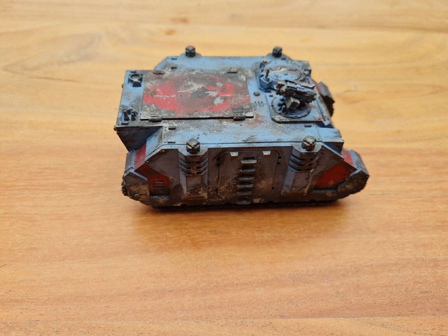 Warhammer 40k Rhino Well Painted