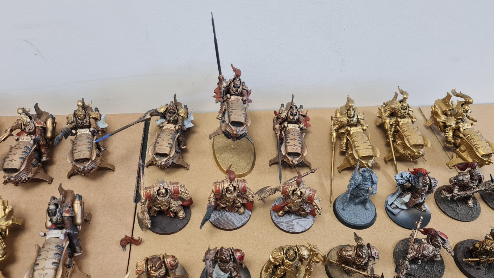 Warhammer 40k Adeptus Custodes Army