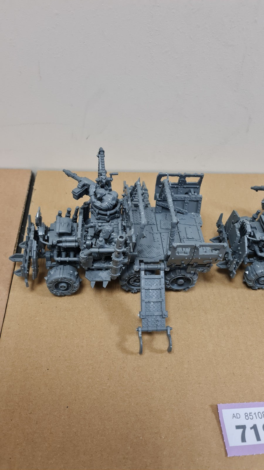 Warhammer 40k Ork Trukks X 2