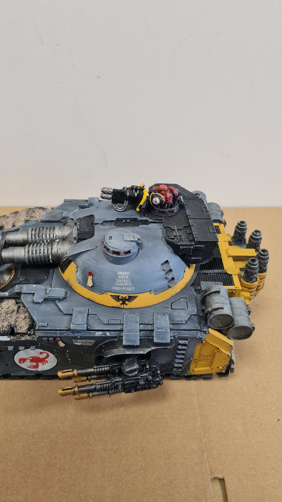 Warhammer Forgeworld Fellblade Super Heavy Tank