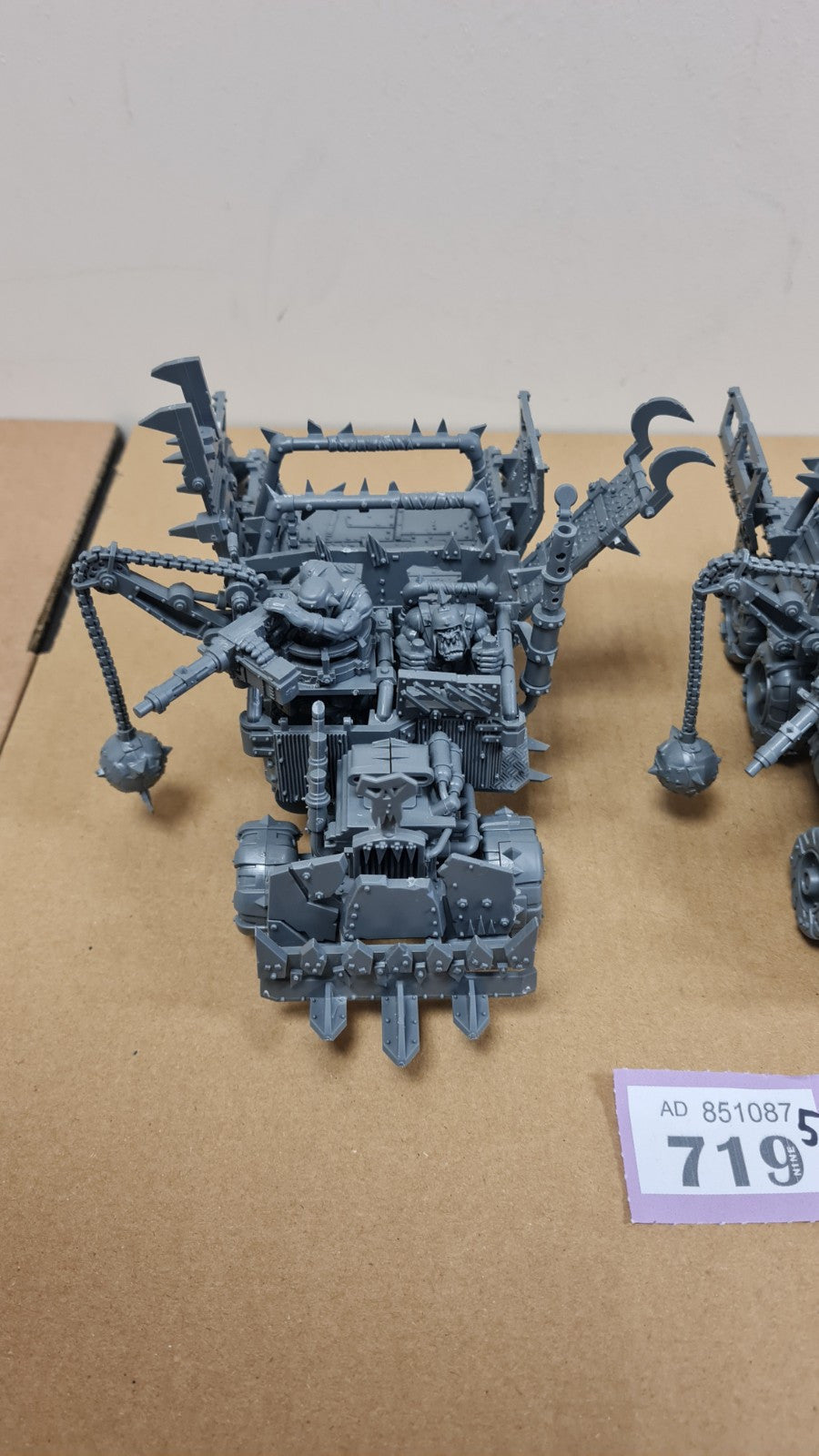 Warhammer 40k Ork Trukks X 2