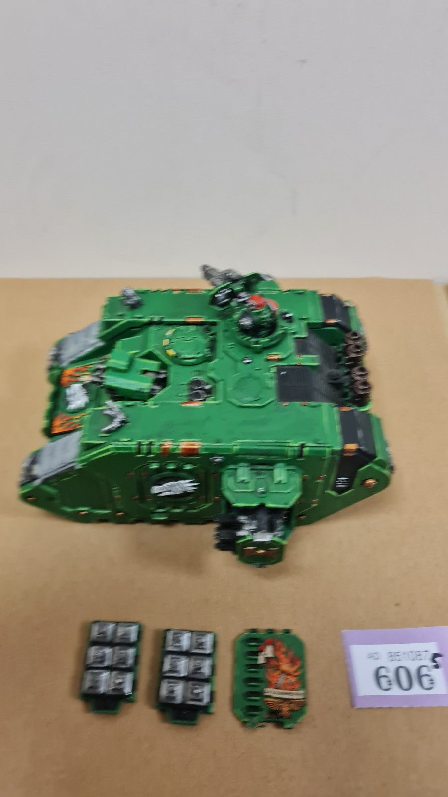 Warhammer 40k Space Marine Land Raider With Salamander Forgeworld Doors