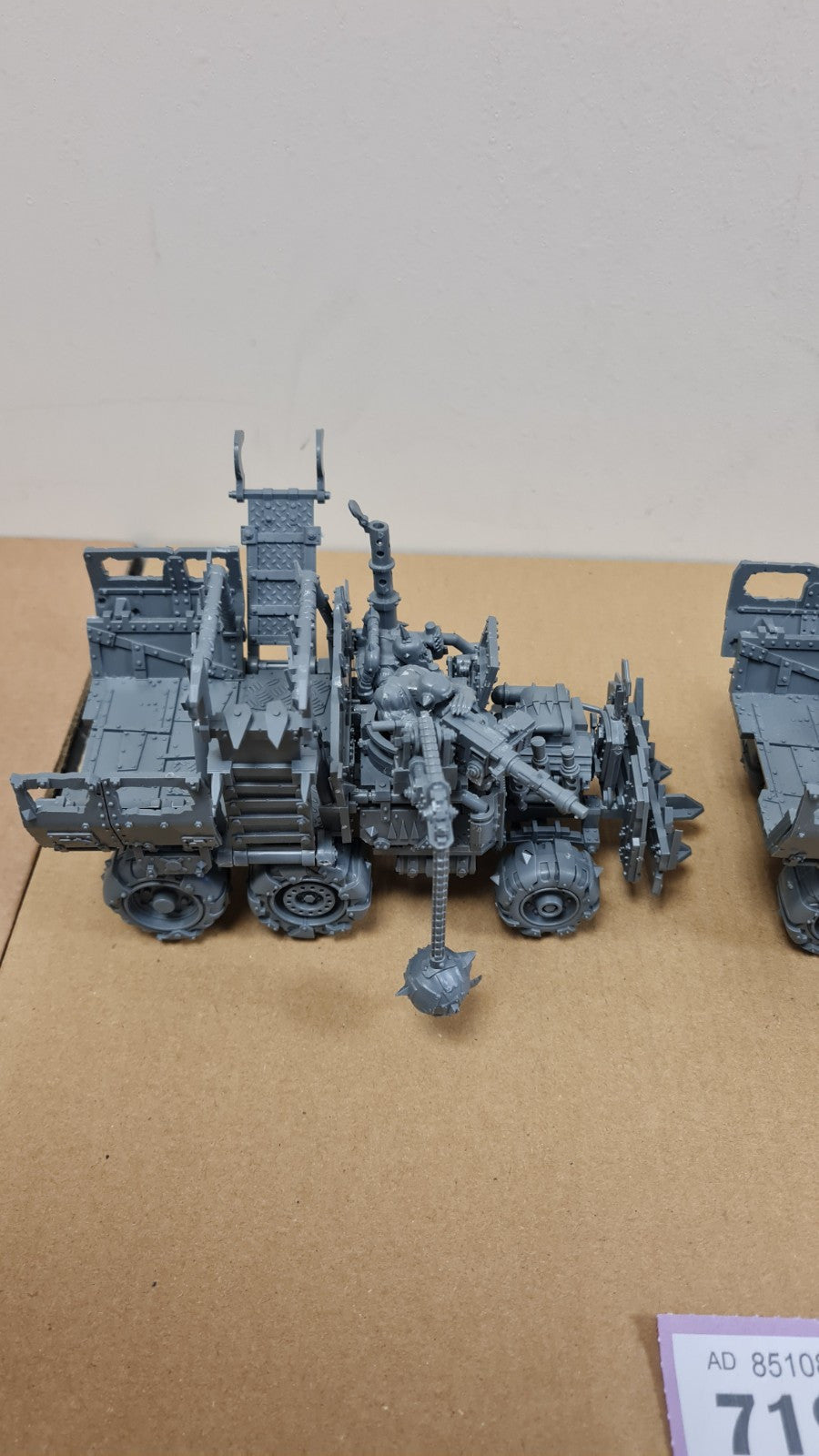 Warhammer 40k Ork Trukks X 2